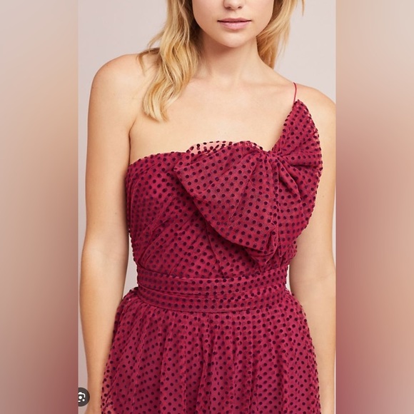 Vintage Monique Lhullier One- Shoulder Bow Tulle Gown - Picture 7 of 12